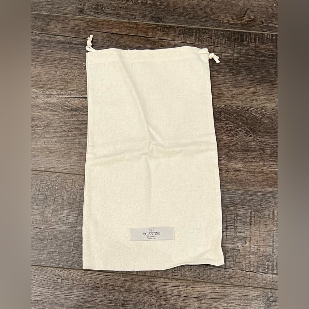 Valentino Garavani Dust Bag – Beige Canvas with Drawstring Closure